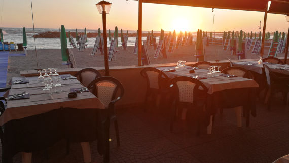 Restaurant seaside airport Fiumicino Rome